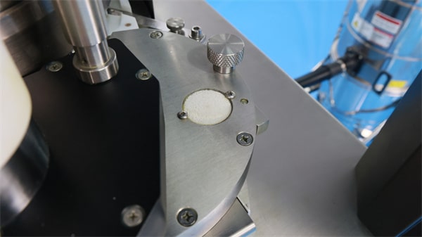 Powder Filling Observation Window