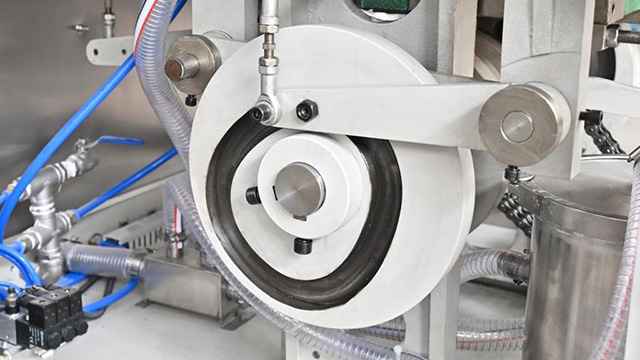 internal groove cam
