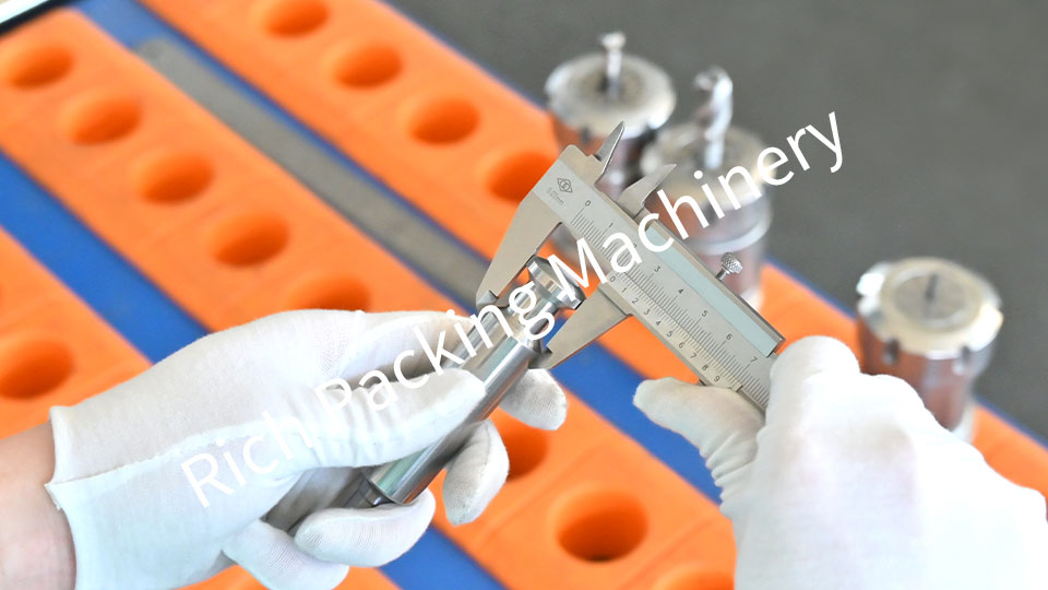 Inspect the precision of tablet press tooling